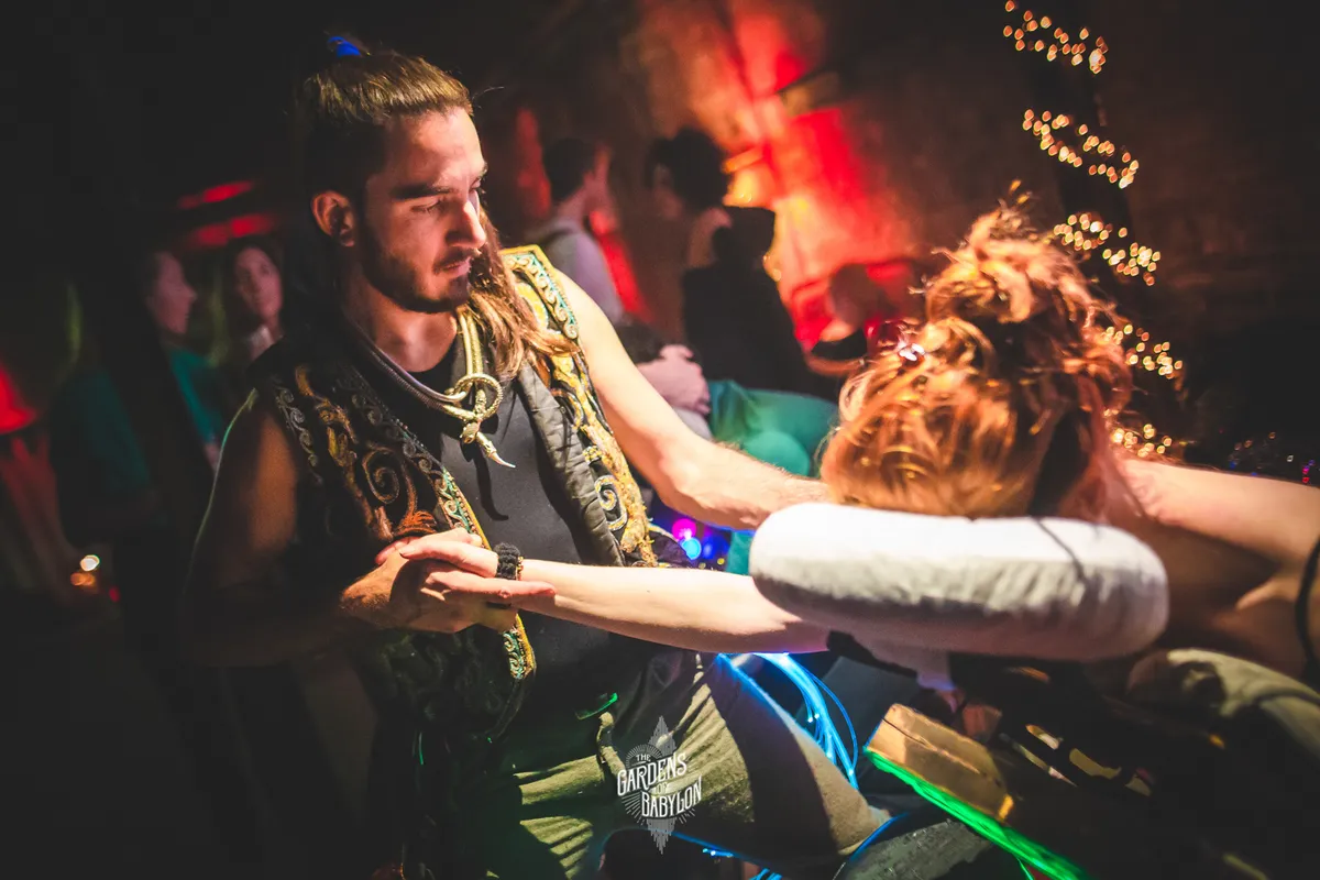 Armmassage op festival