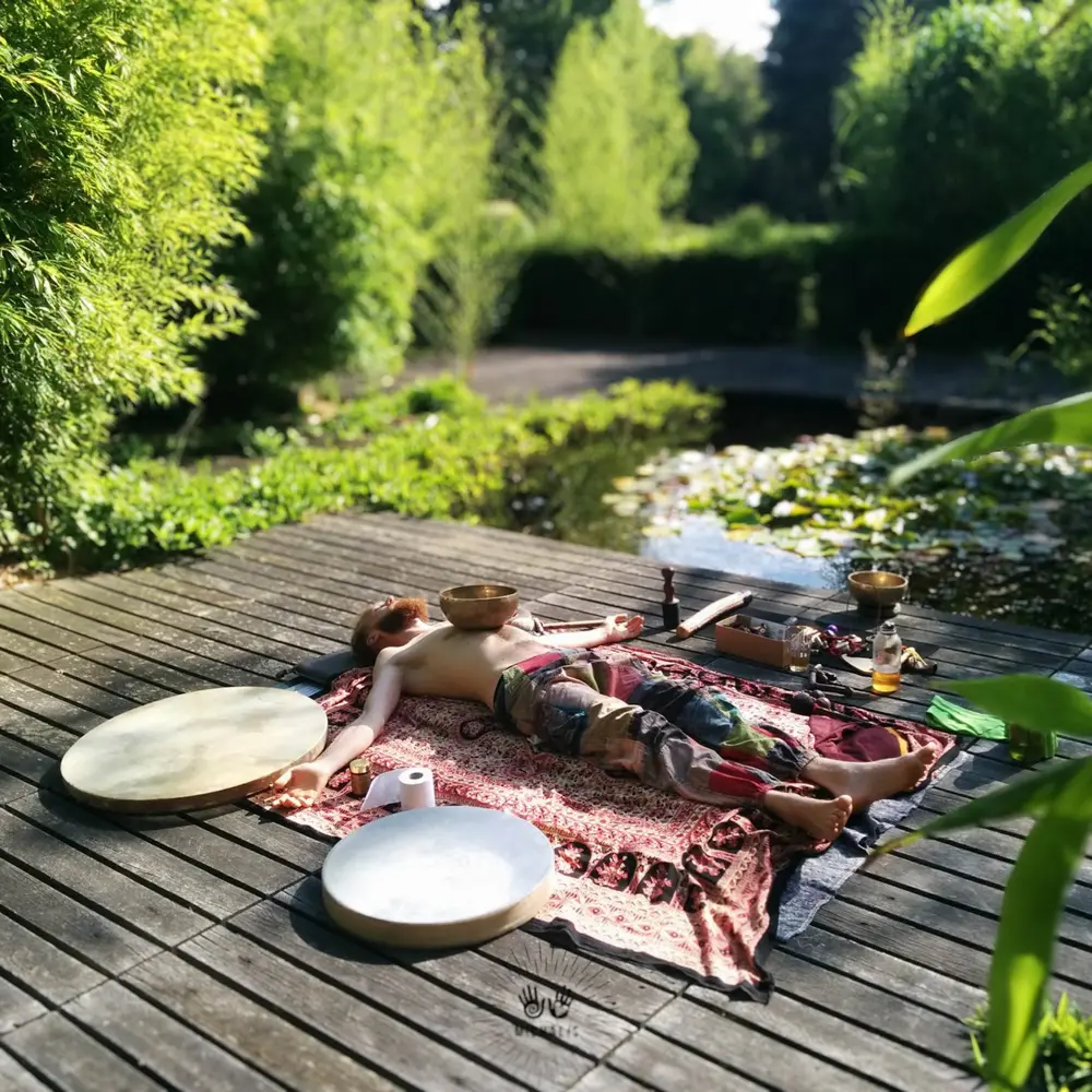 Klankbad in tuin terras natuur