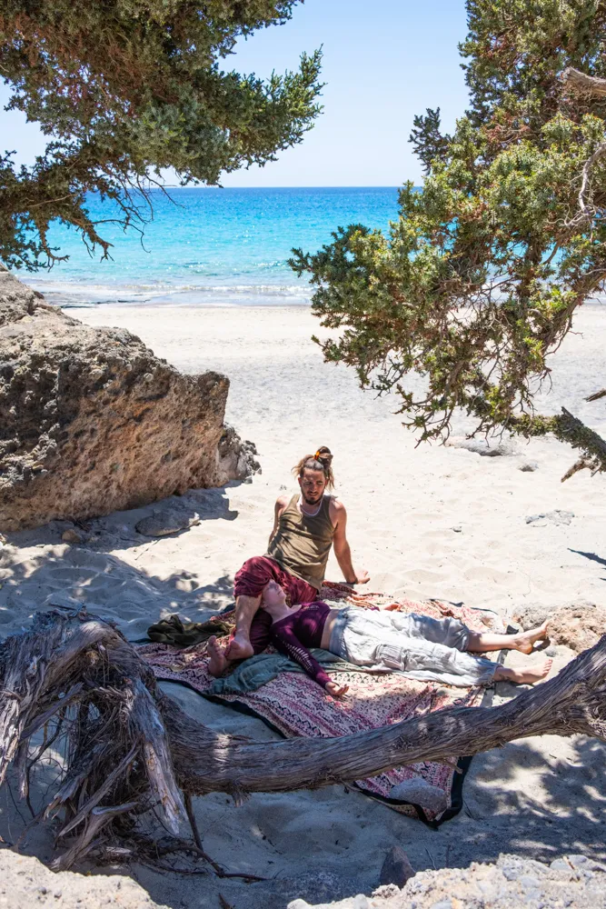 Matmassage op het strand in Kreta